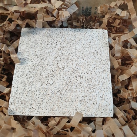 Ceramic square ecru 8.5 x 8.5cm
